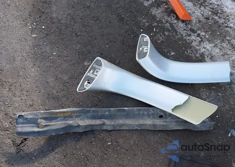 2003 Dodge Neon Sxt z USA, uszkodzony, nr VIN 1B3ES56C03D121818